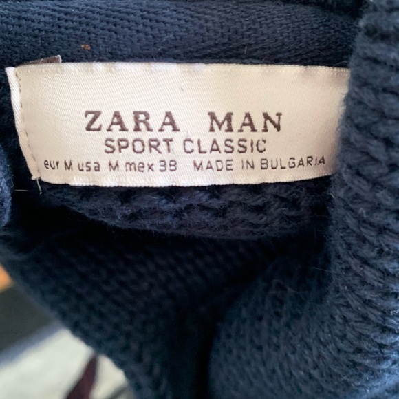 ZARA MAN Sport Classic Knit Toggle Sweater Men’s Size Medium Navy Blue Pullover - Picture 2 of 4